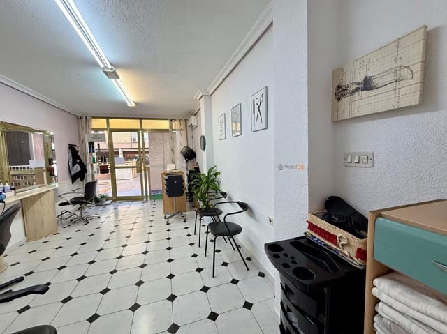 Business for sale in Levante, Benidorm - € 110,000 (Ref: 9208412)