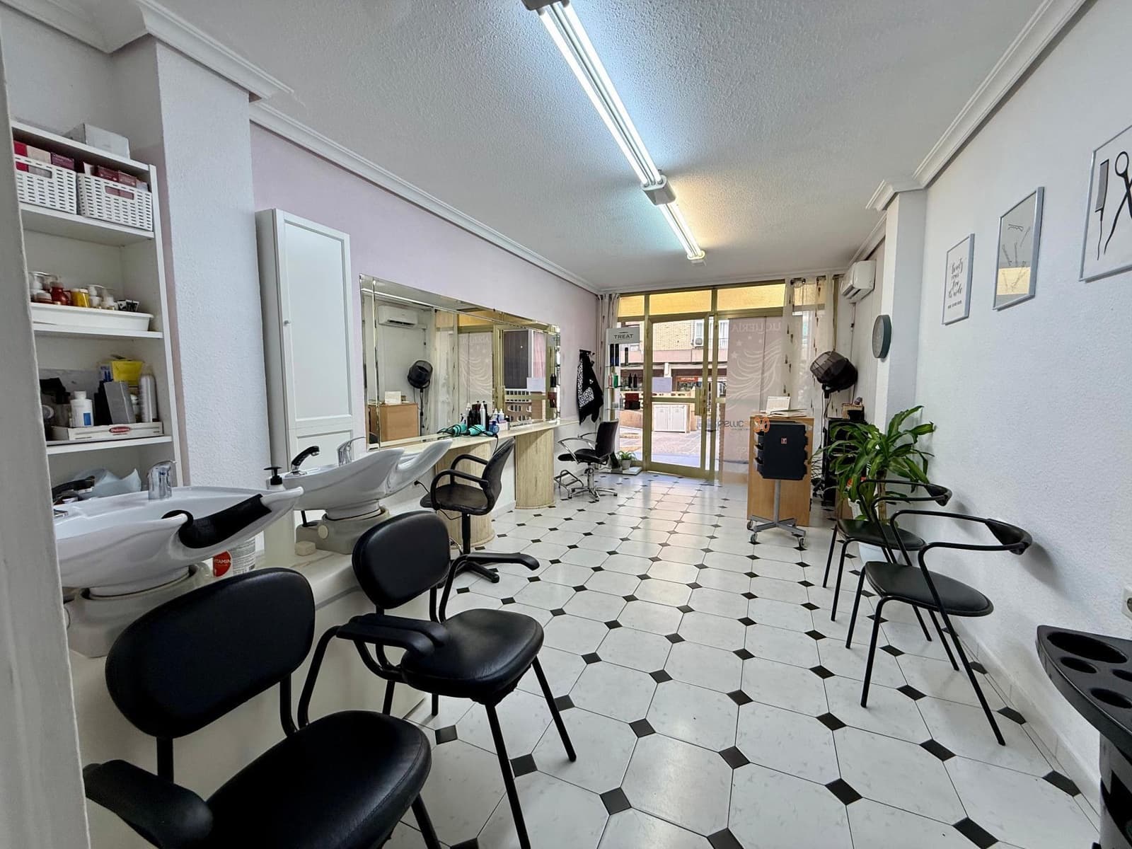 Bedrijf te koop in Benidorm - € 110.000 (Ref: 9208412)