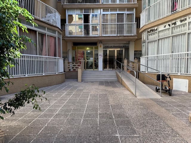 Business for sale in Levante, Benidorm - € 110,000 (Ref: 9208412)