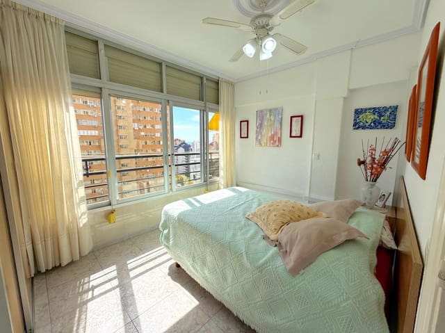 1 camera da letto Appartamento in vendita in Benidorm con piscina - 145.000 € (Rif: 9262715)
