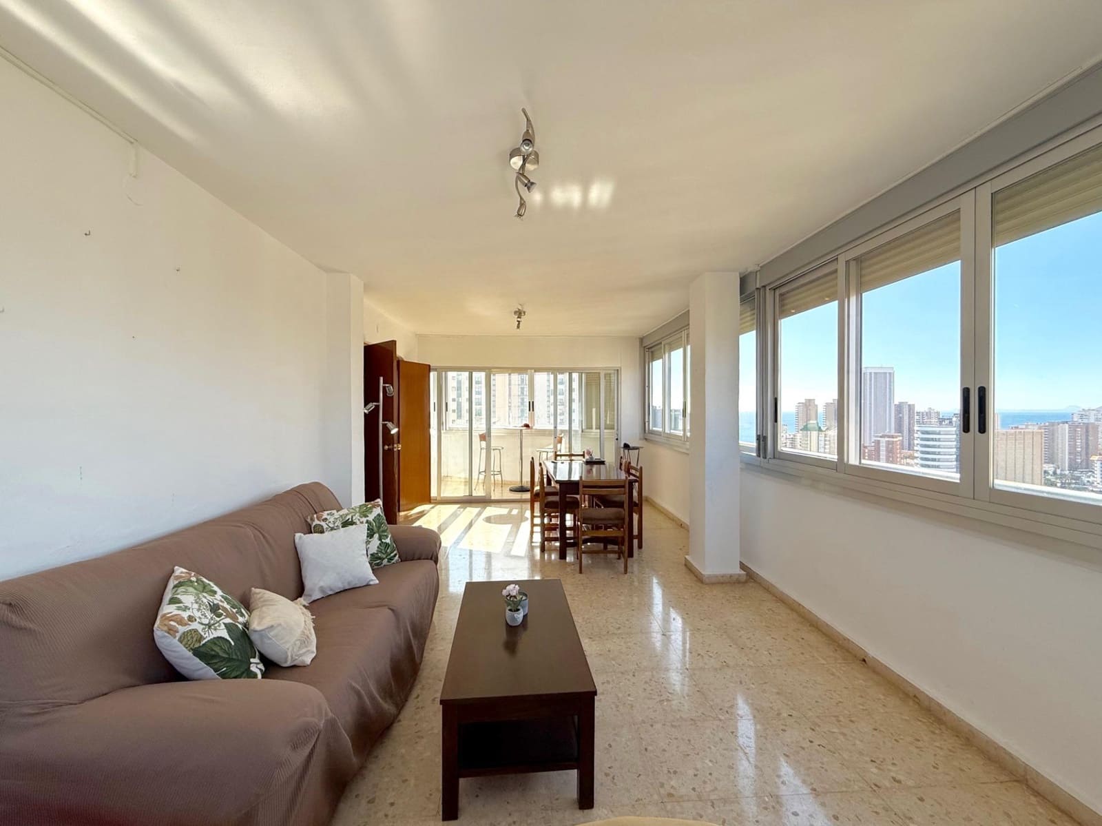 2 chambre Appartement à vendre à Benidorm avec piscine - 290 000 € (Ref: 9431585)