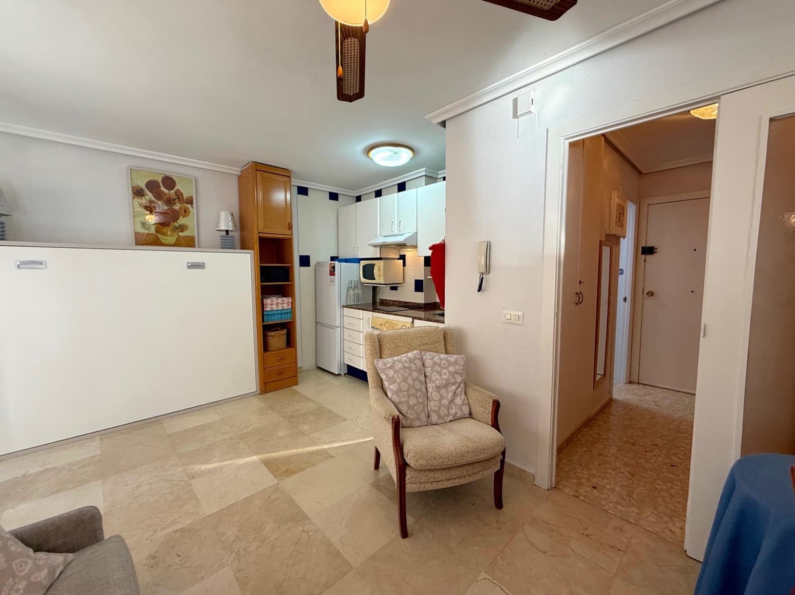 Studio for sale in Benidorm - € 179,000 (Ref: 9502466)