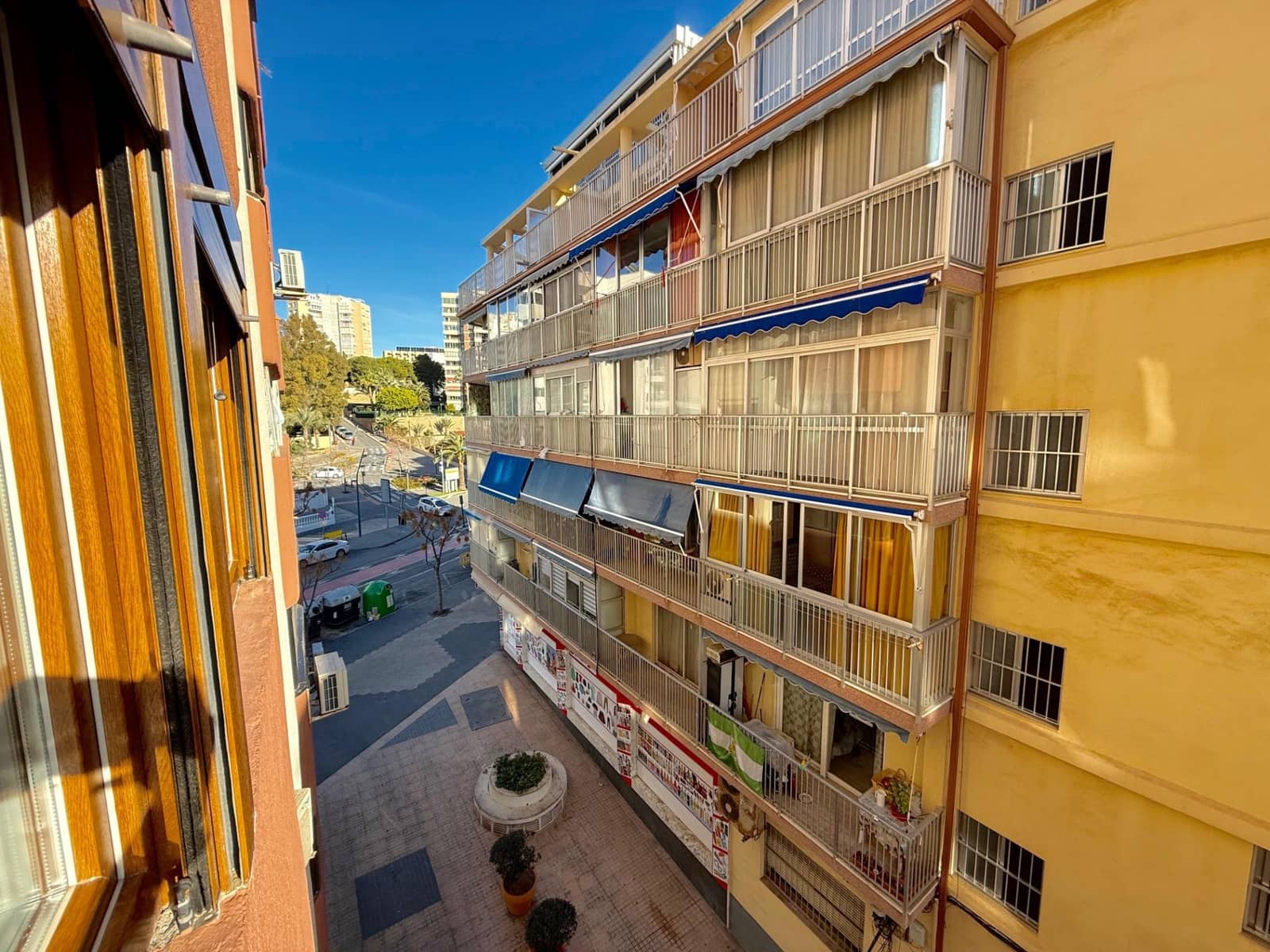 Studio for sale in Benidorm - € 179,000 (Ref: 9502466)