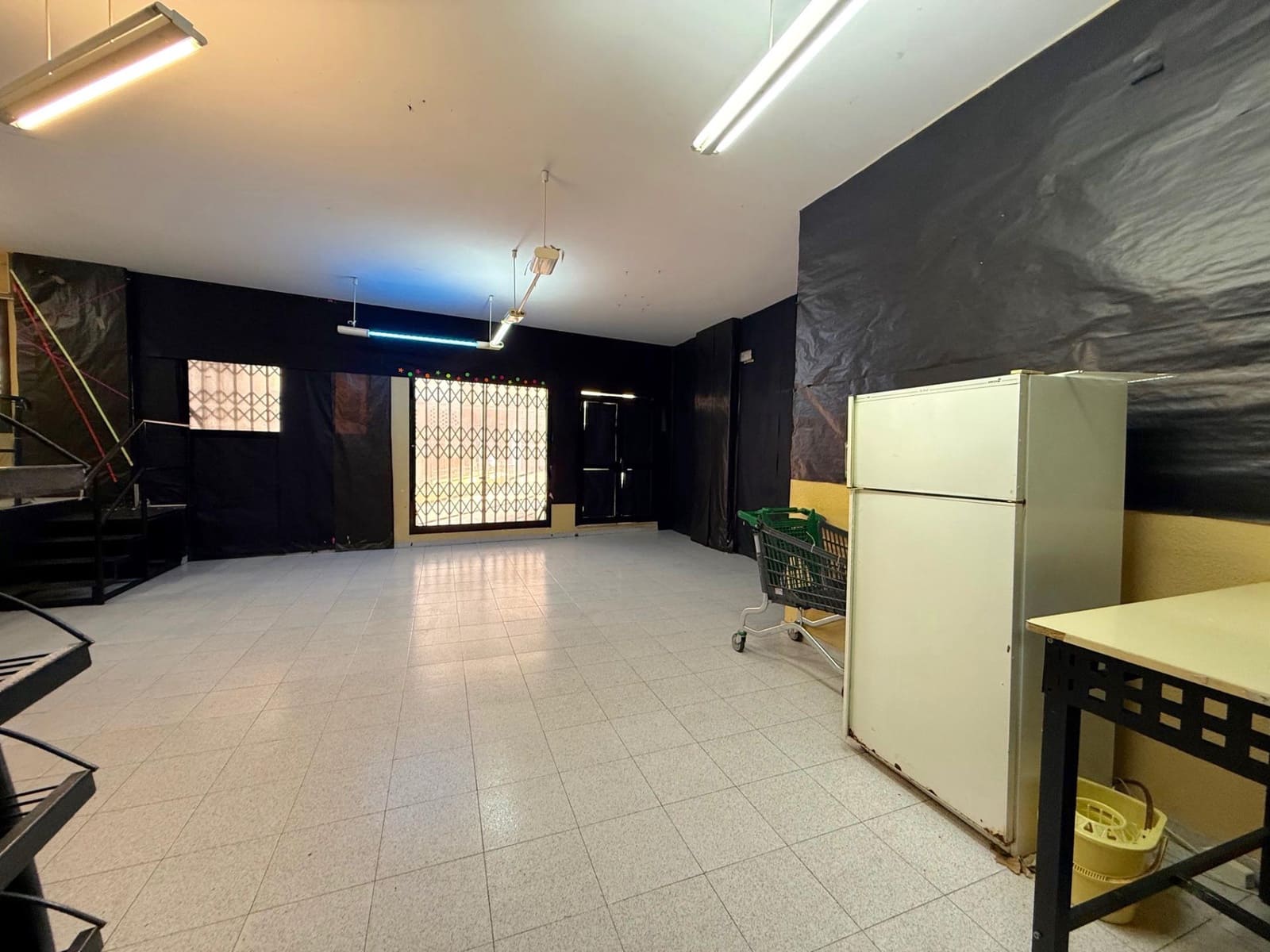 Erhverv til salg i Benidorm - € 145.000 (Ref: 9543770)