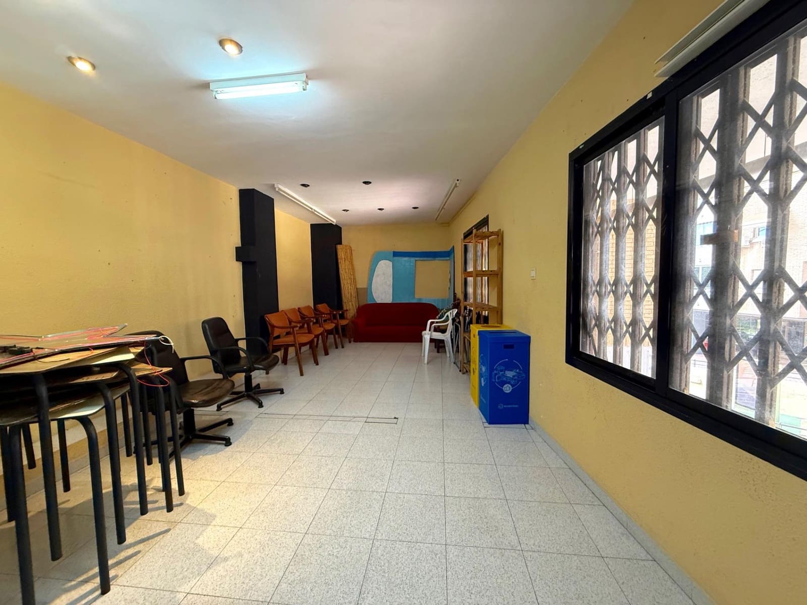 Erhverv til salg i Benidorm - € 145.000 (Ref: 9543770)