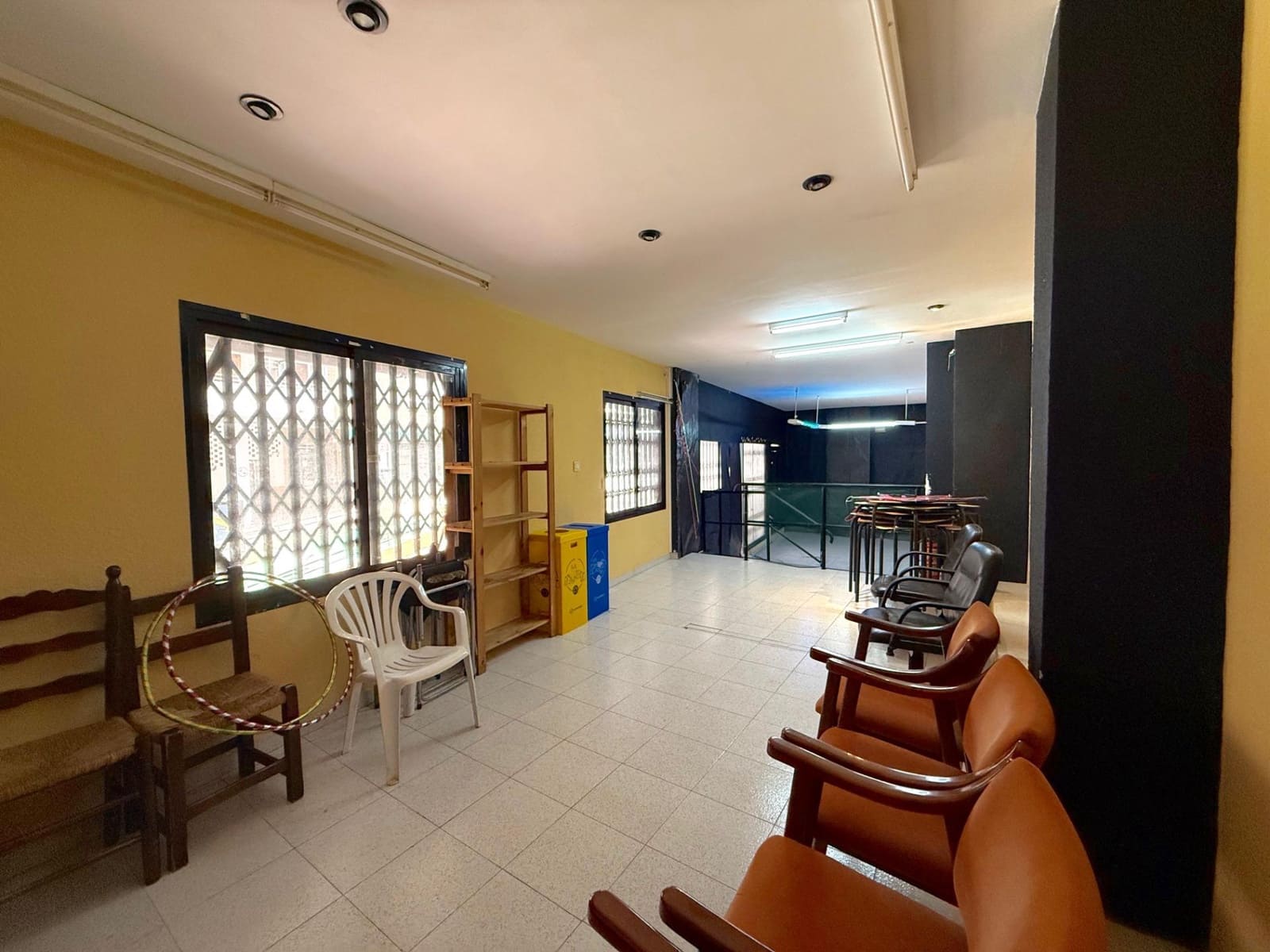 Erhverv til salg i Benidorm - € 145.000 (Ref: 9543770)