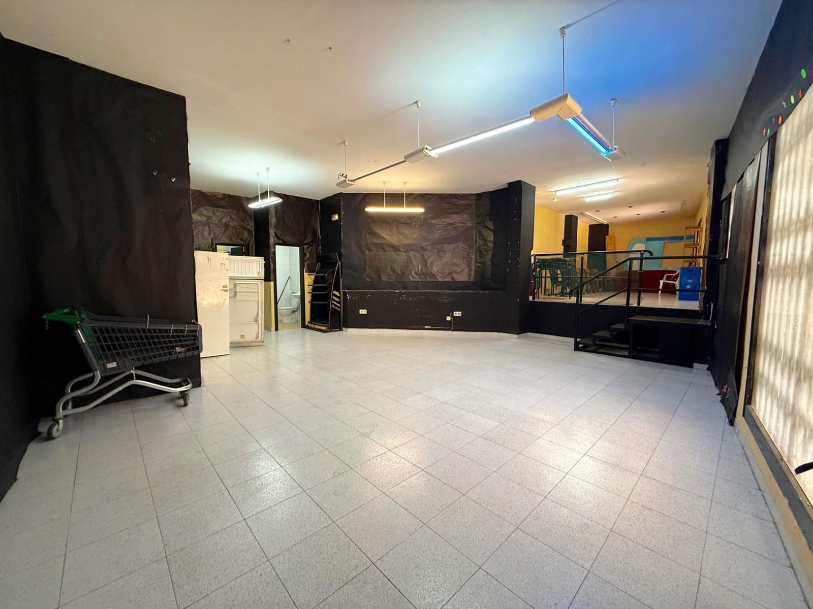 Erhverv til salg i Benidorm - € 145.000 (Ref: 9543770)