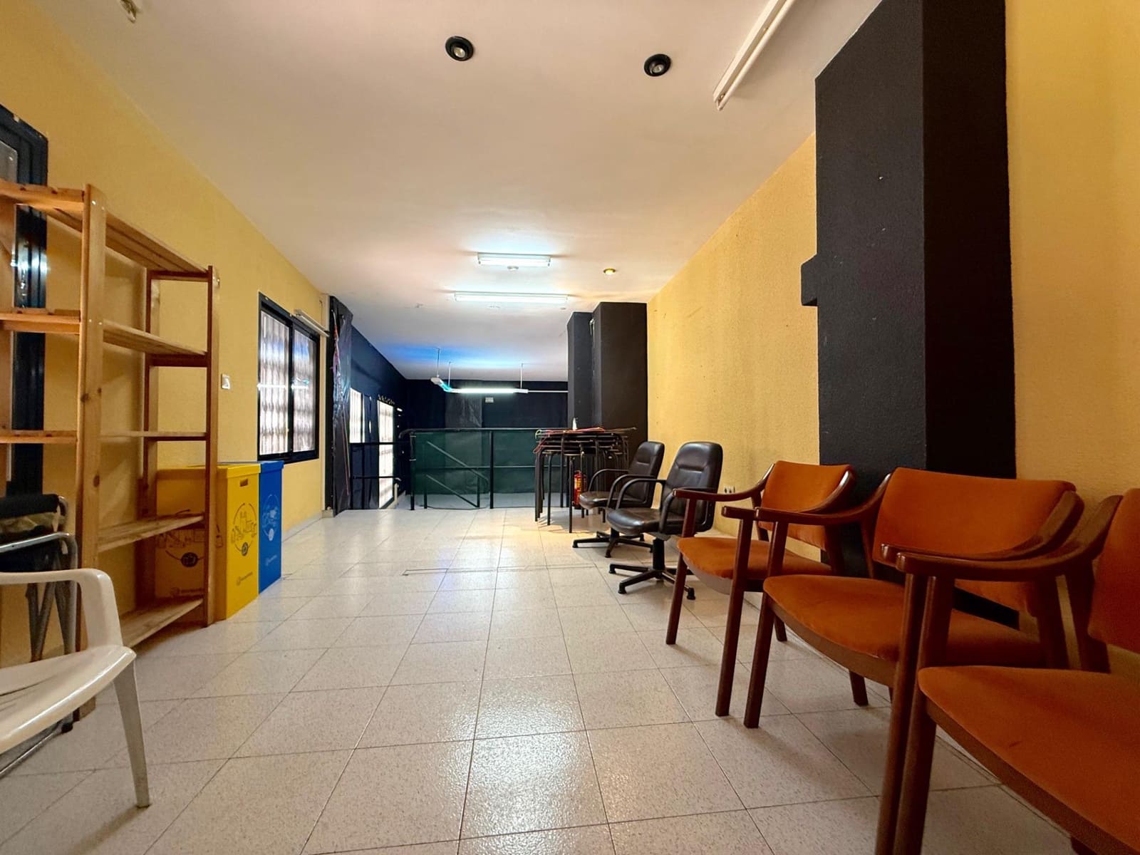 Erhverv til salg i Benidorm - € 145.000 (Ref: 9543770)