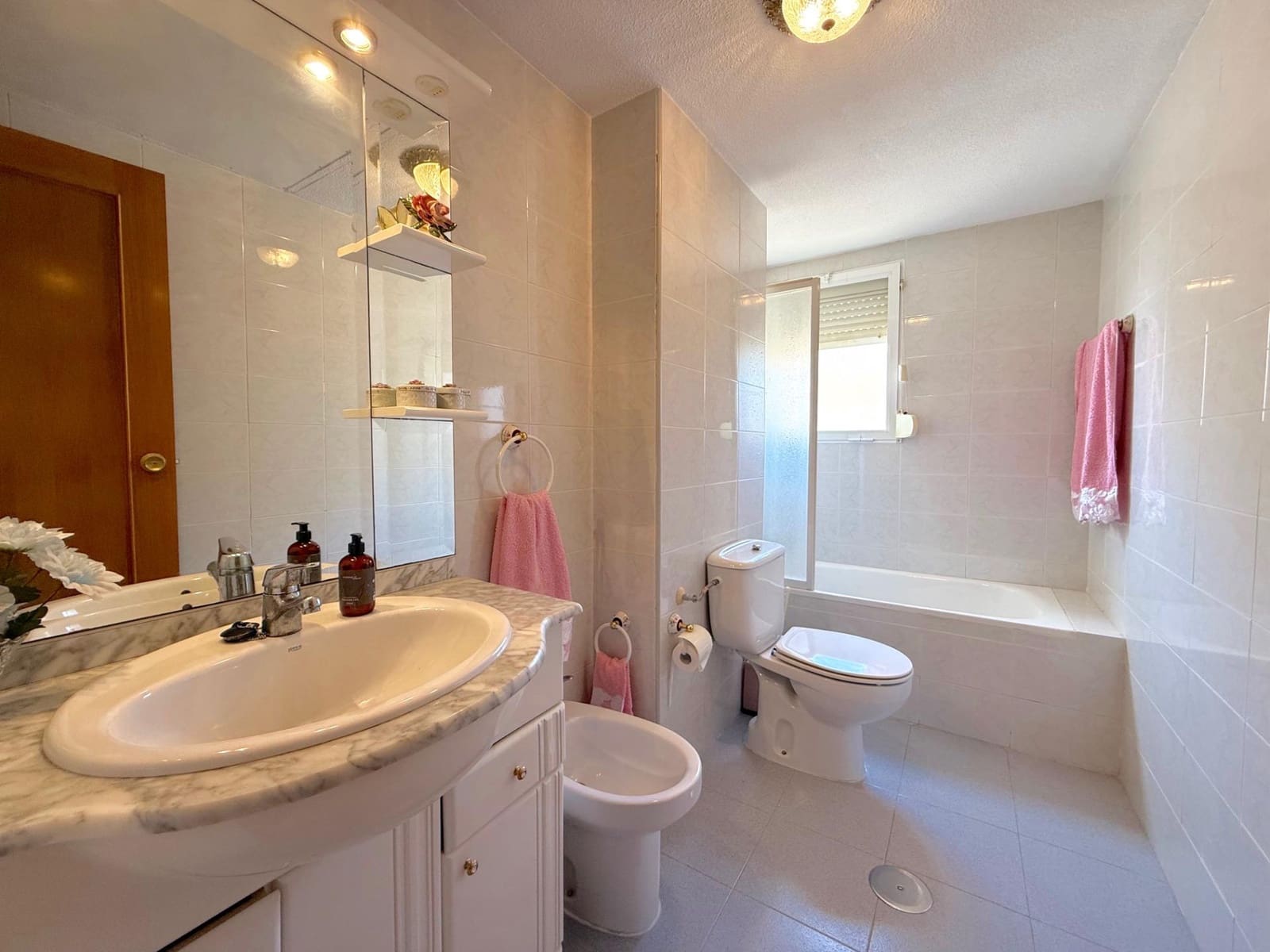 3 soverom Leilighet til salgs i Benidorm med svømmebasseng - € 585 000 (Ref: 9639544)