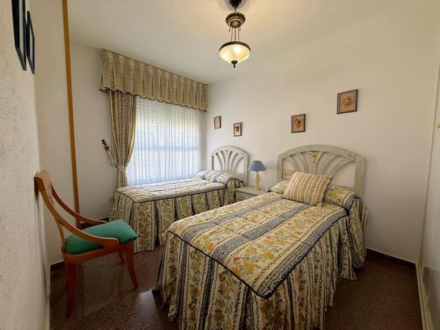 3 bedroom Apartment for sale in Playa Poniente, Benidorm with pool - € 585,000 (Ref: 9639544)