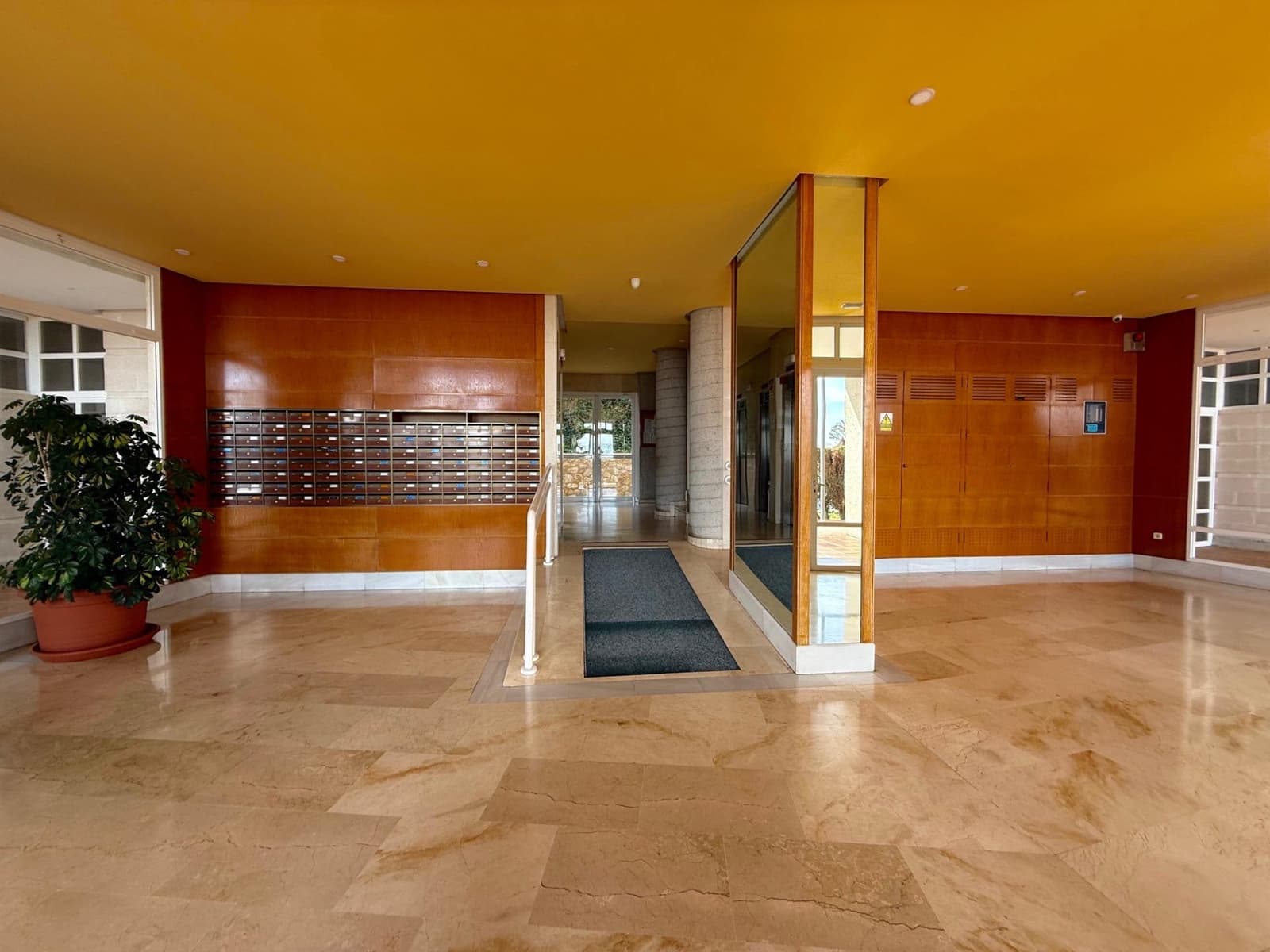 3 soverom Leilighet til salgs i Benidorm med svømmebasseng - € 585 000 (Ref: 9639544)