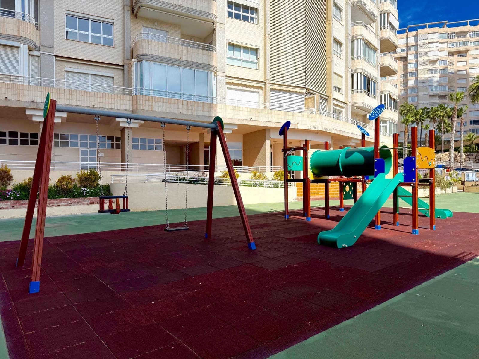 3 soverom Leilighet til salgs i Benidorm med svømmebasseng - € 585 000 (Ref: 9639544)