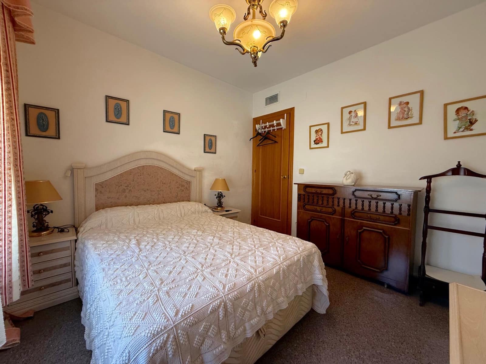 3 soverom Leilighet til salgs i Benidorm med svømmebasseng - € 585 000 (Ref: 9639544)