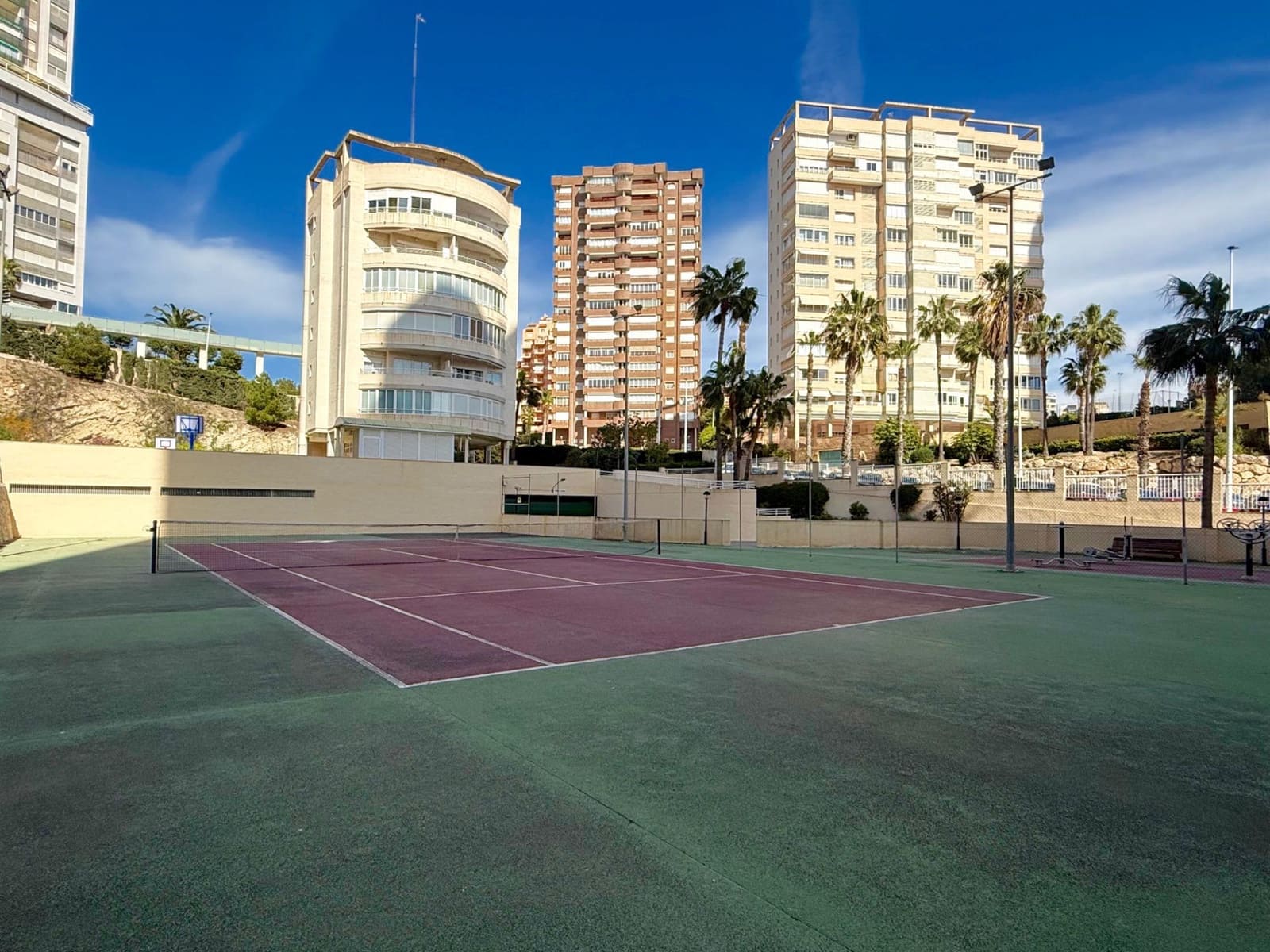 3 soverom Leilighet til salgs i Benidorm med svømmebasseng - € 585 000 (Ref: 9639544)