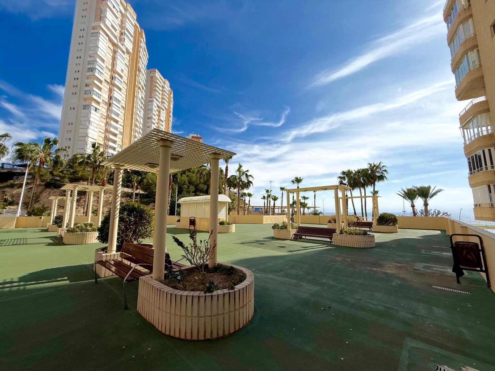 3 soverom Leilighet til salgs i Benidorm med svømmebasseng - € 585 000 (Ref: 9639544)