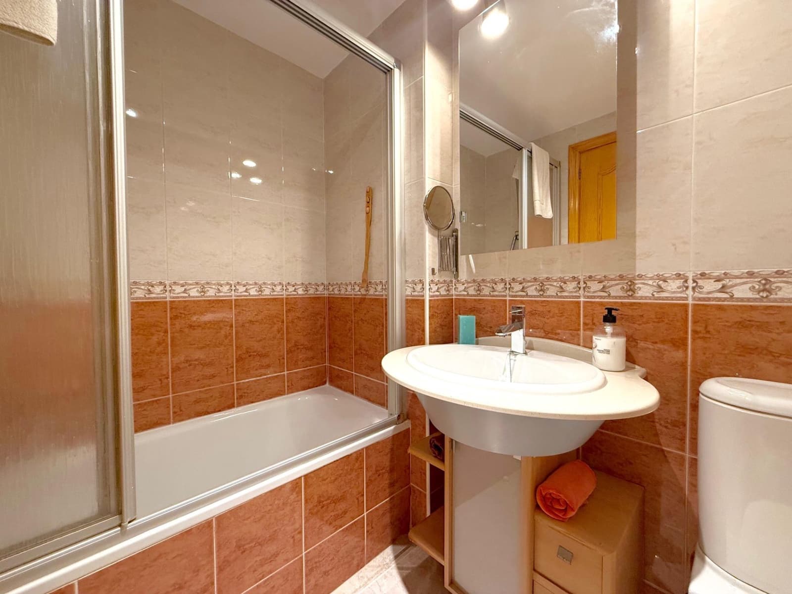 2 bedroom Apartment for sale in Benidorm with garage - € 266,400 (Ref: 9648280)