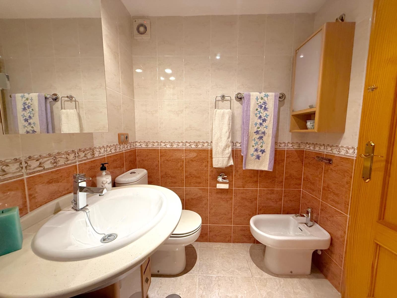 2 bedroom Apartment for sale in Benidorm with garage - € 266,400 (Ref: 9648280)