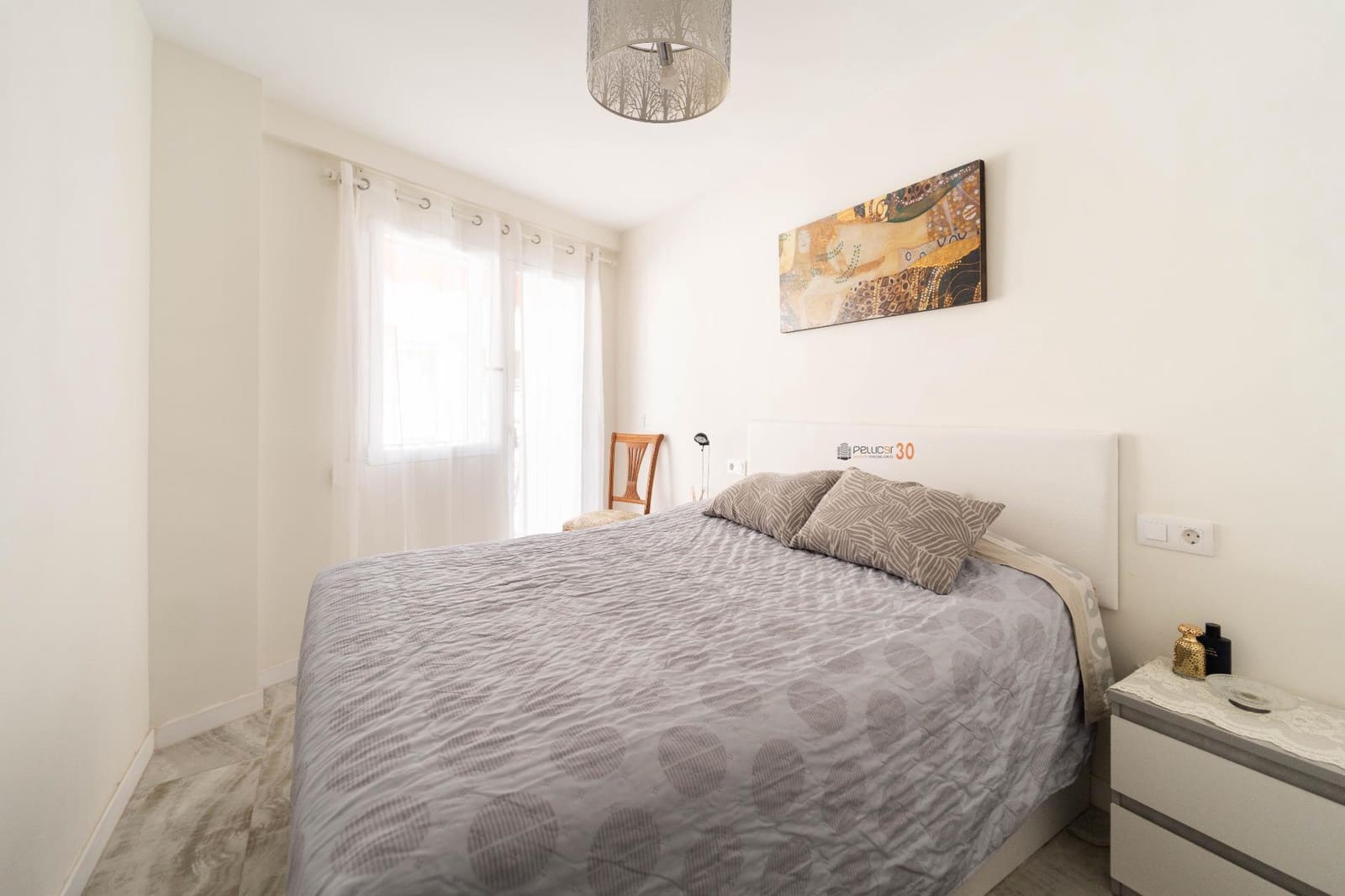 Piso de 3 habitaciones en Benidorm en venta - 250.000 € (Ref: 9784991)