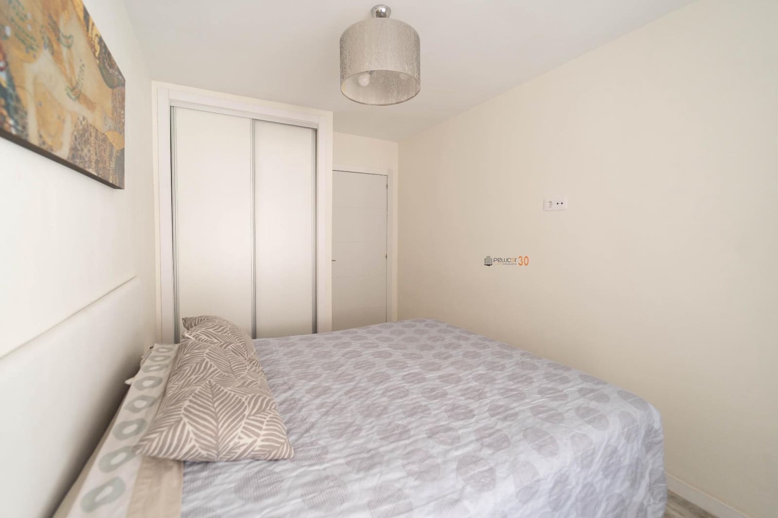 Piso de 3 habitaciones en Benidorm en venta - 250.000 € (Ref: 9784991)