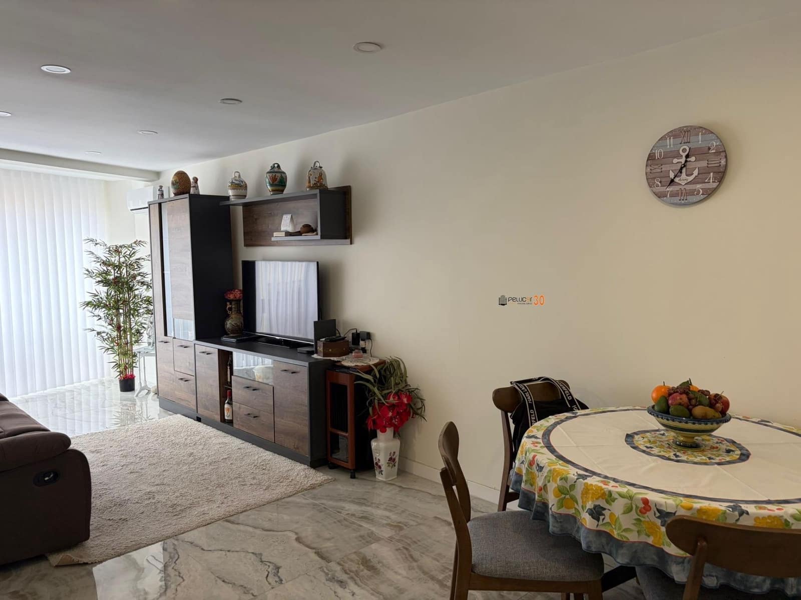 Piso de 3 habitaciones en Benidorm en venta - 250.000 € (Ref: 9784991)