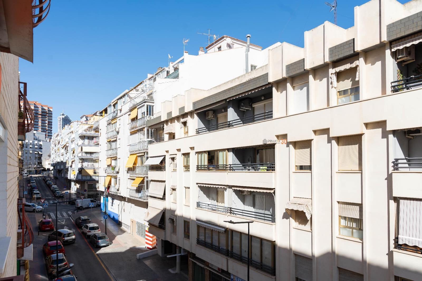 Piso de 3 habitaciones en Benidorm en venta - 250.000 € (Ref: 9784991)