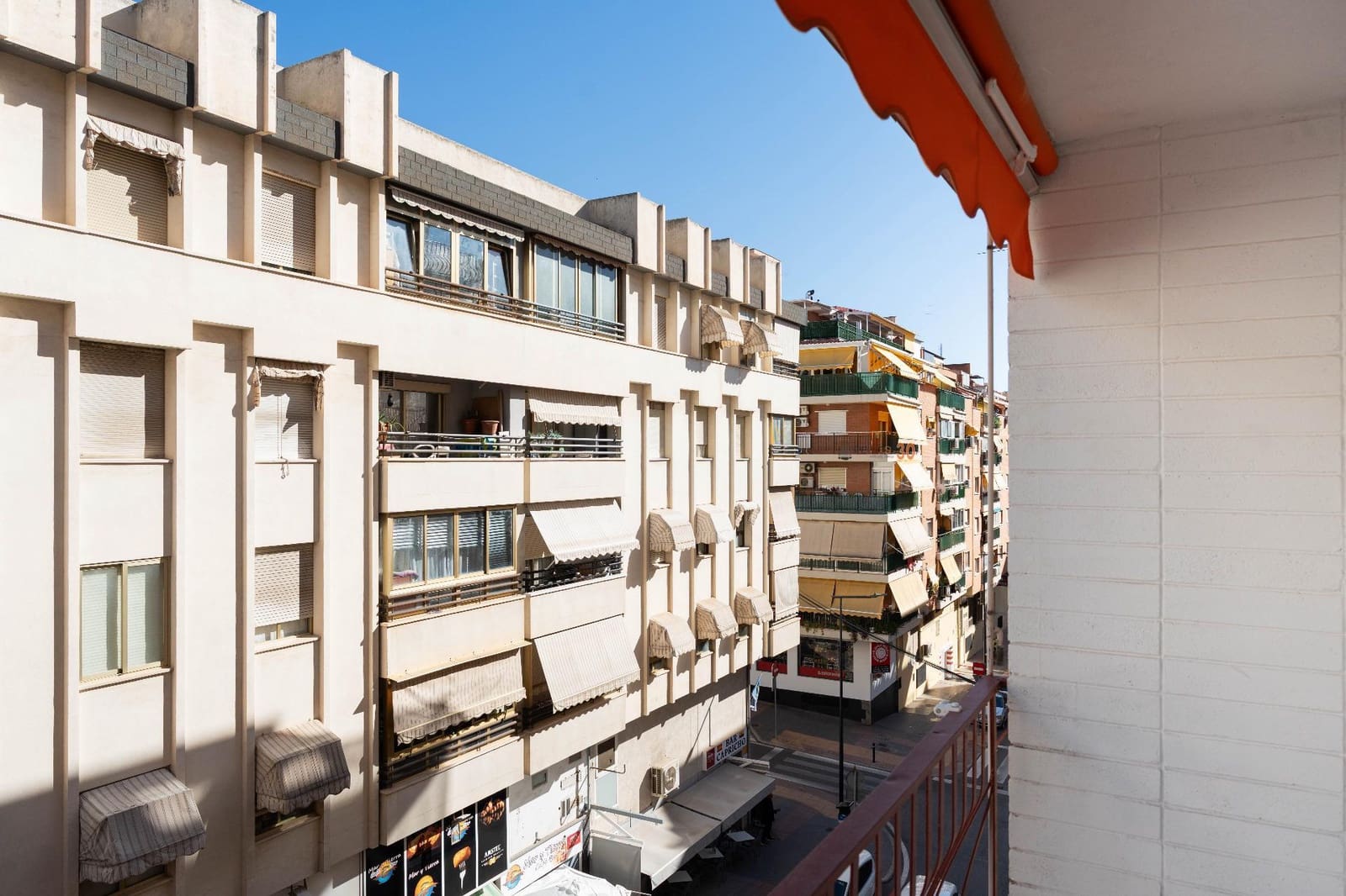 Piso de 3 habitaciones en Benidorm en venta - 250.000 € (Ref: 9784991)