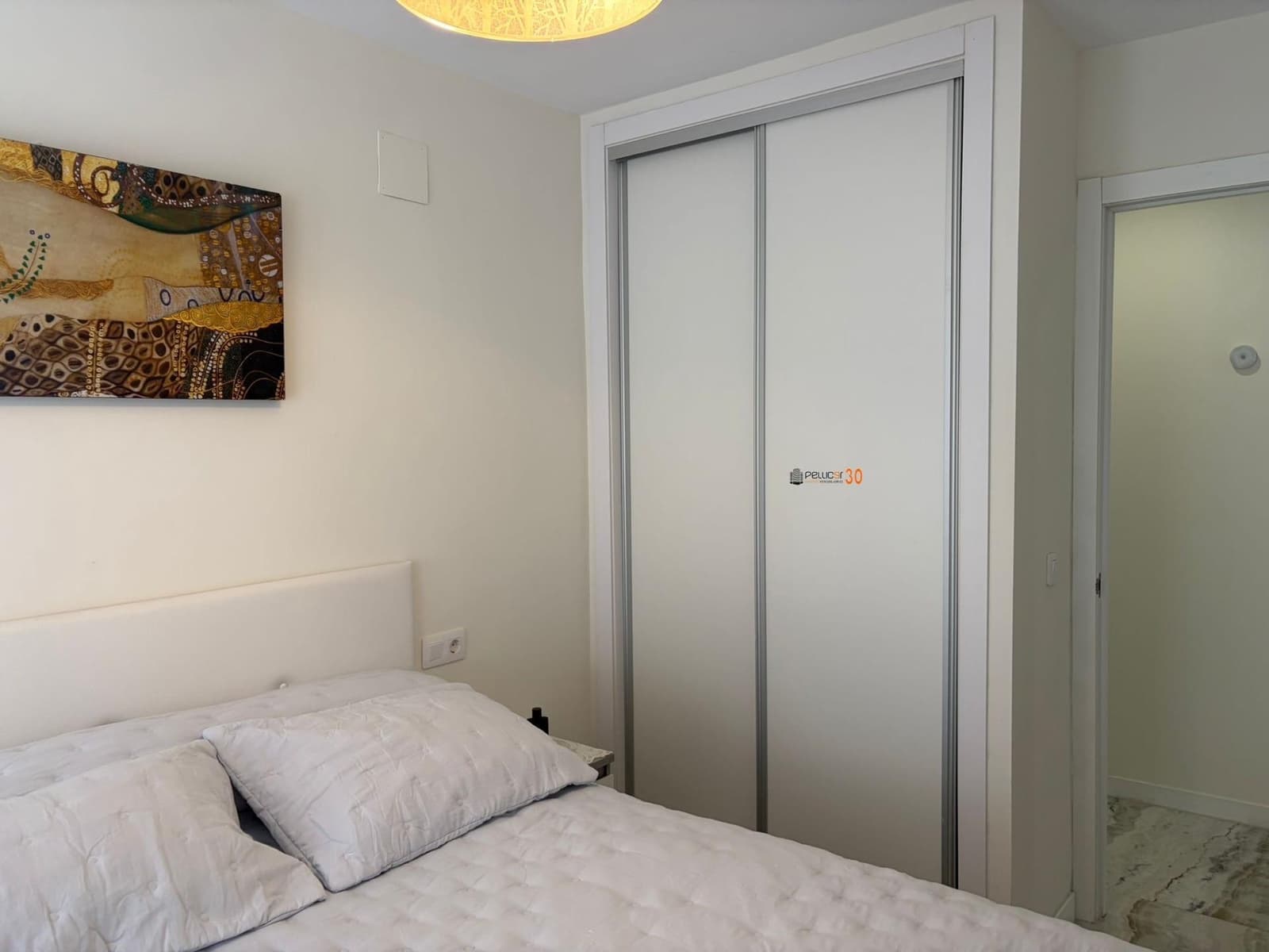 Piso de 3 habitaciones en Benidorm en venta - 250.000 € (Ref: 9784991)