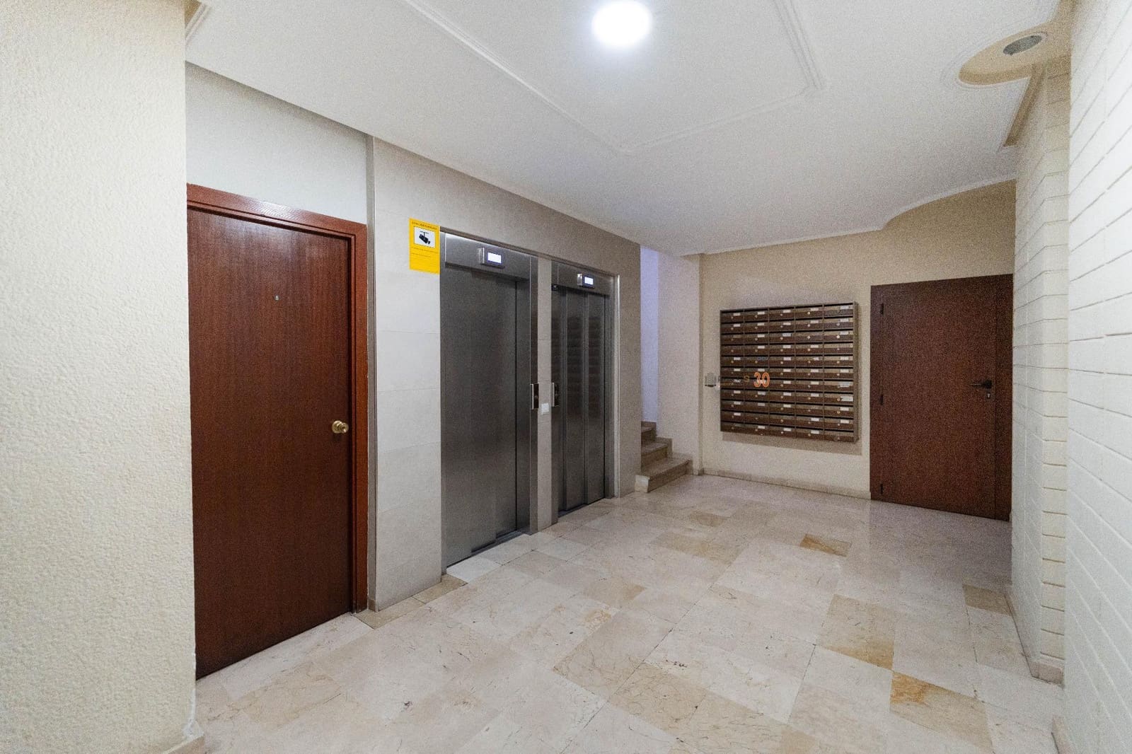 Piso de 3 habitaciones en Benidorm en venta - 250.000 € (Ref: 9784991)