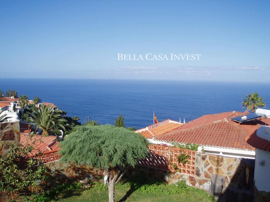 4 slaapkamer Villa te koop in El Sauzal met garage - € 650.000 (Ref: 8640207)