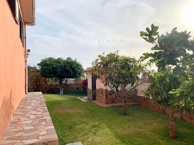 4 slaapkamer Villa te koop in El Sauzal met garage - € 650.000 (Ref: 8640207)