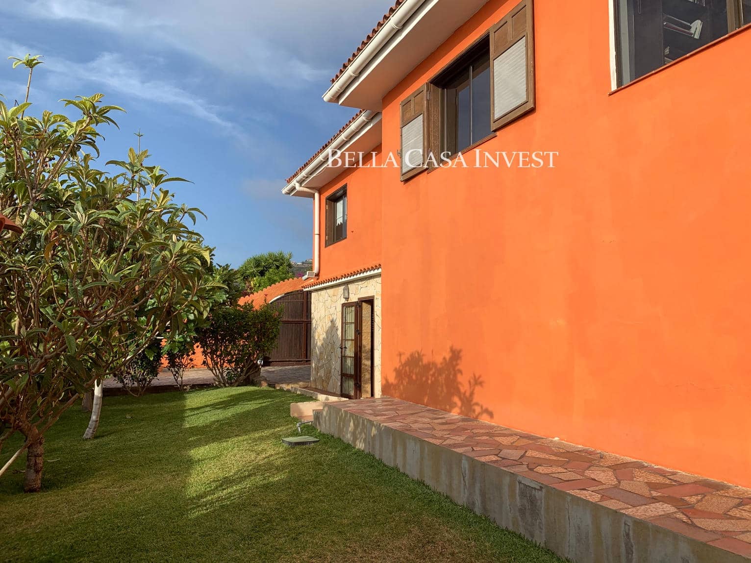 4 slaapkamer Villa te koop in El Sauzal met garage - € 650.000 (Ref: 8640207)