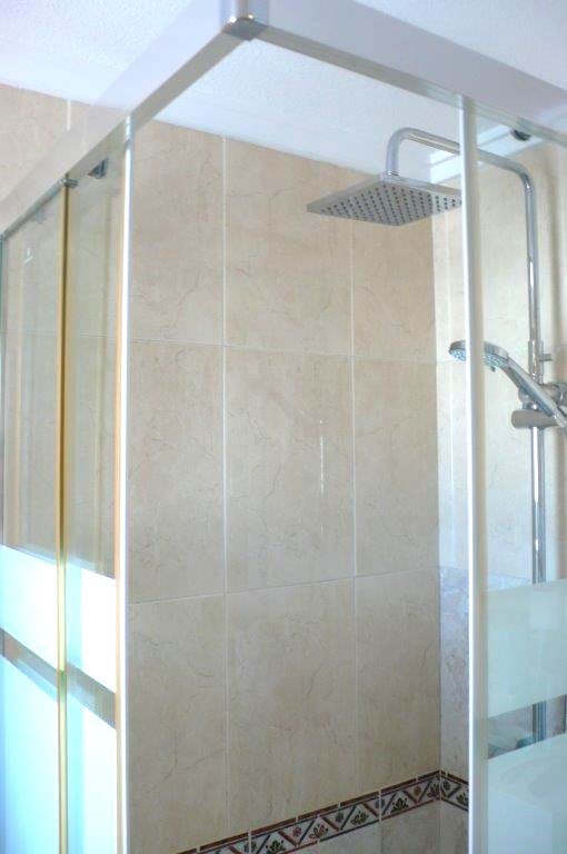 2 soveværelse Semi-Rækkehus til salg i Aguas Nuevas med swimmingpool garage - € 209.000 (Ref: 9166972)