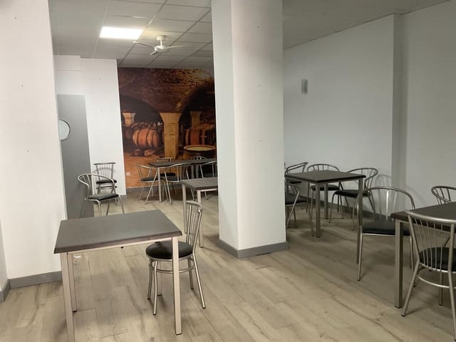 Gewerbe zu vermieten in Antequera - 1.300 € (Ref: 10184141)