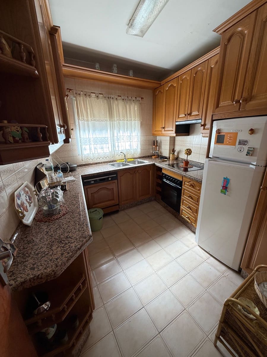 9 soveværelse Villa til salg i Antequera - € 299.000 (Ref: 9036334)