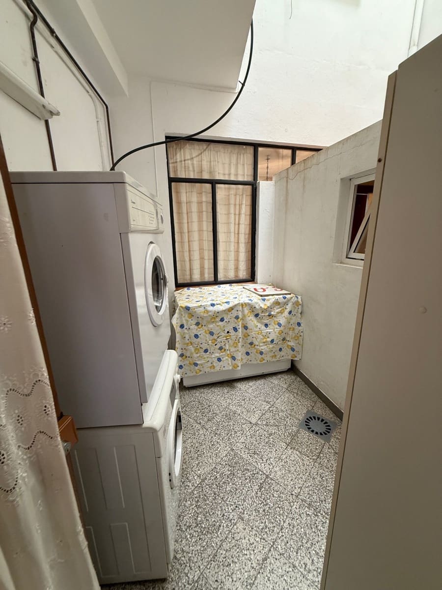 9 soveværelse Villa til salg i Antequera - € 299.000 (Ref: 9036334)