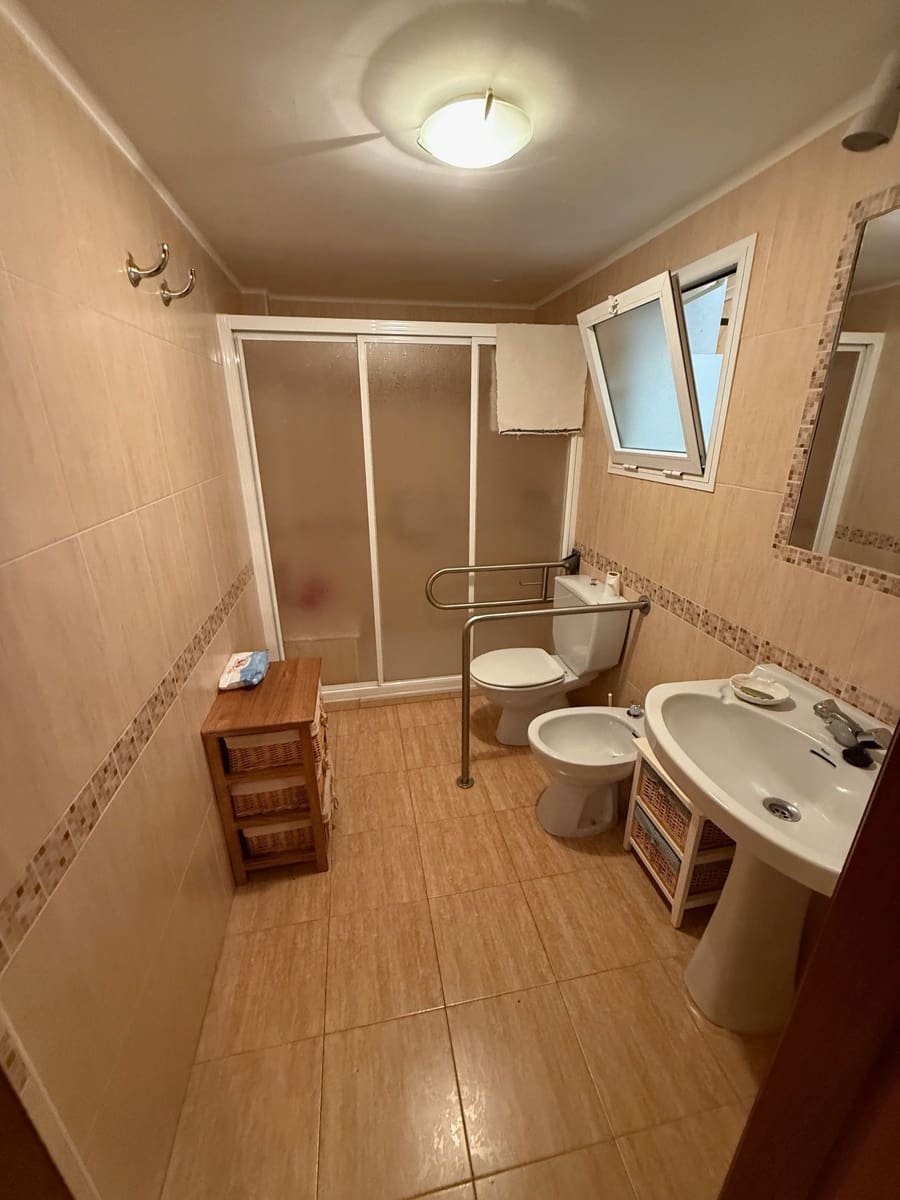 9 soveværelse Villa til salg i Antequera - € 299.000 (Ref: 9036334)