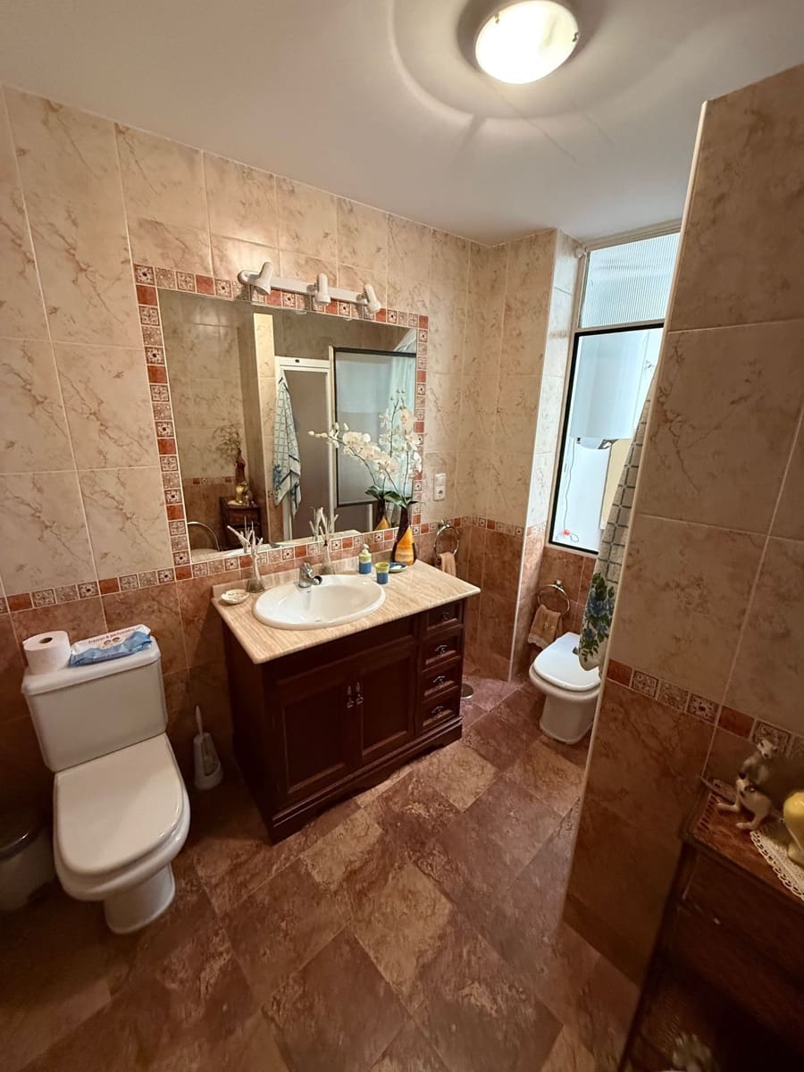 9 soveværelse Villa til salg i Antequera - € 299.000 (Ref: 9036334)