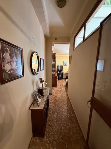 9 soveværelse Villa til salg i Antequera - € 299.000 (Ref: 9036334)