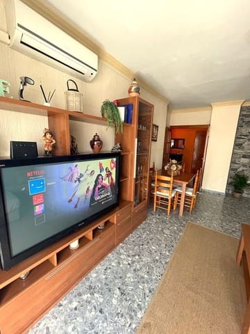 3 bedroom Flat for sale in Villanueva de la Concepcion with garage - € 189,000 (Ref: 9036339)