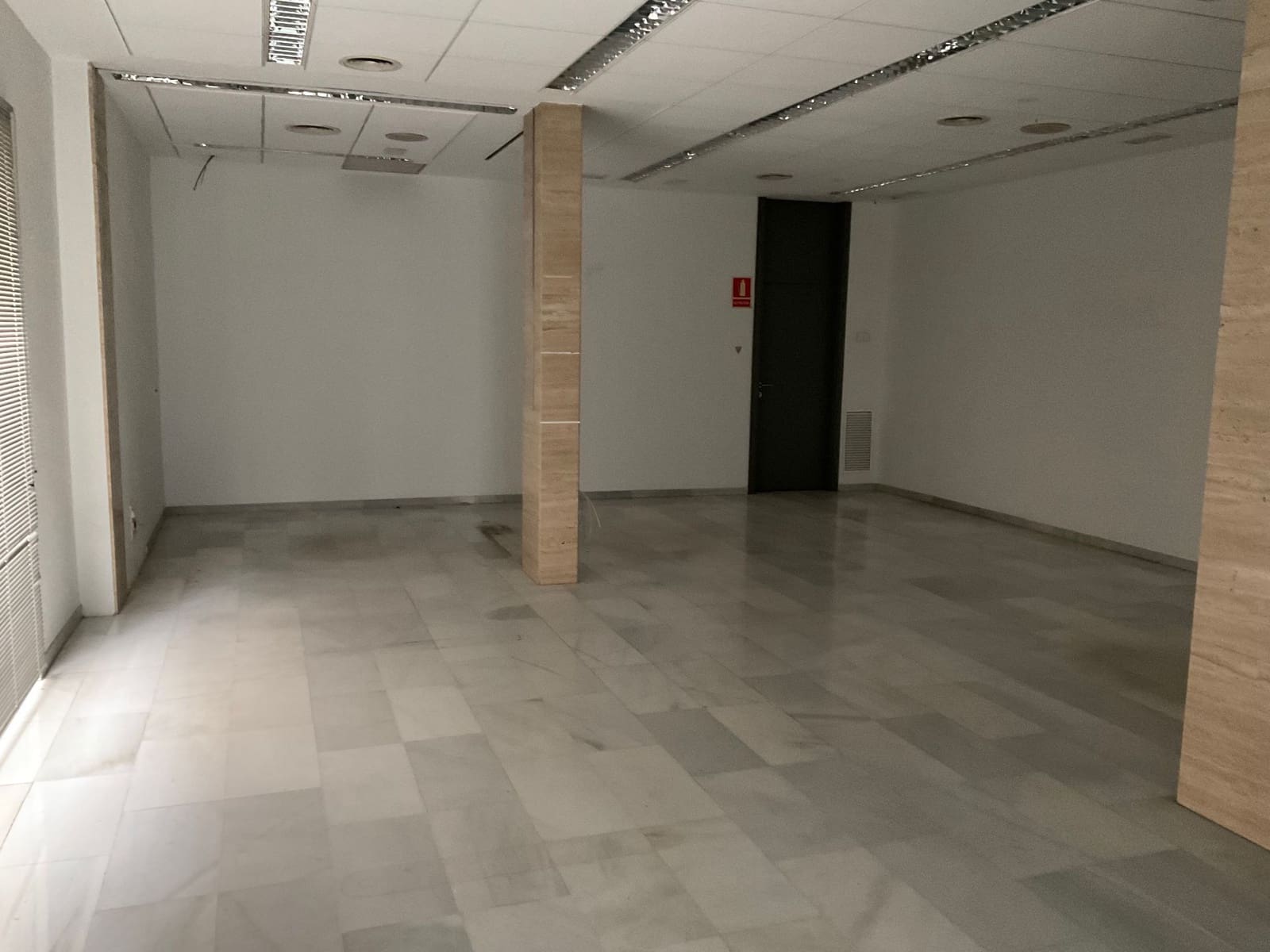 Kommersiell til salgs i Archidona - € 109 000 (Ref: 9036343)