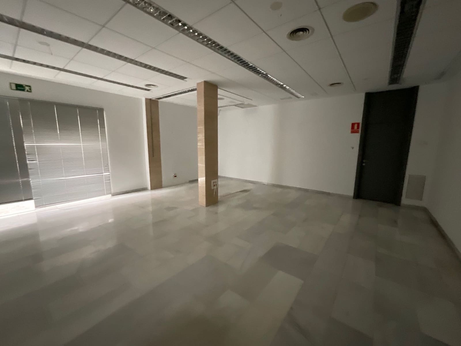 Kommersiell til salgs i Archidona - € 109 000 (Ref: 9036343)