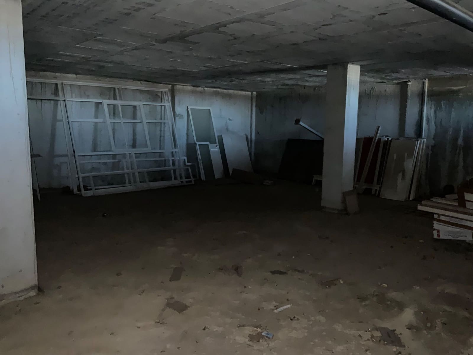 Erhverv til salg i Antequera - € 130.000 (Ref: 9036344)