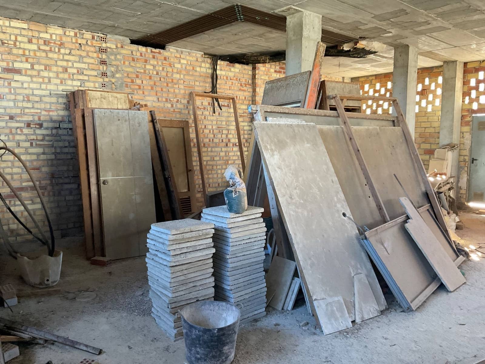 Erhverv til salg i Antequera - € 130.000 (Ref: 9036344)