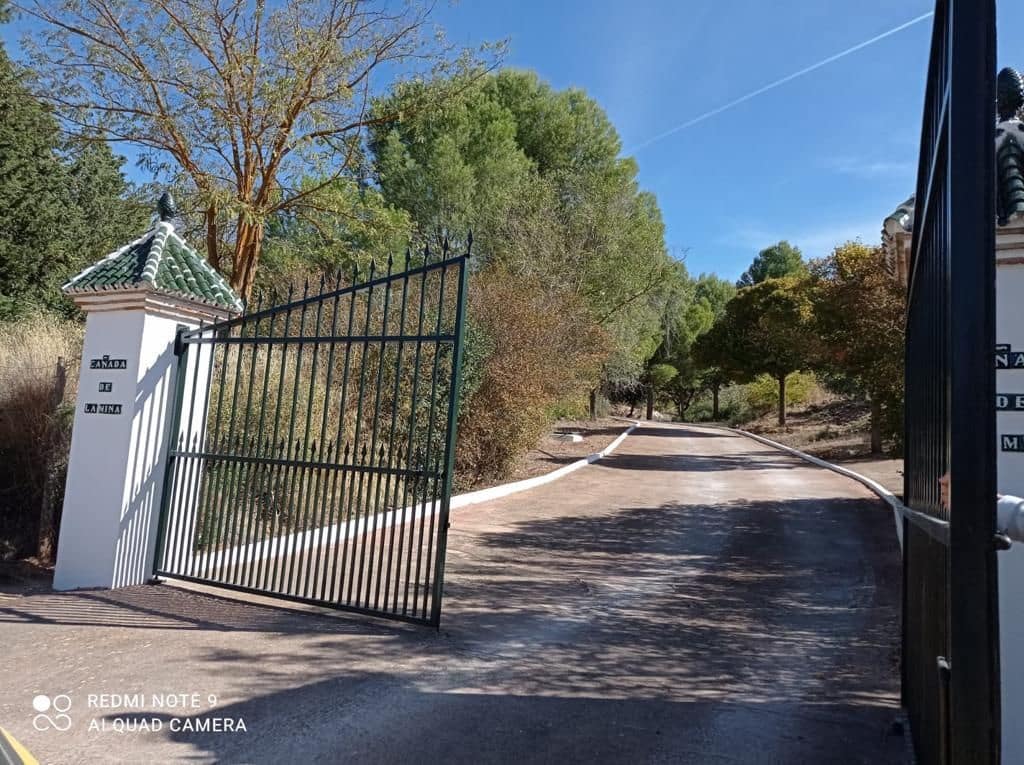 3 soverom Finca/Herregård til salgs i Antequera med svømmebasseng garasje - € 590 000 (Ref: 9036346)