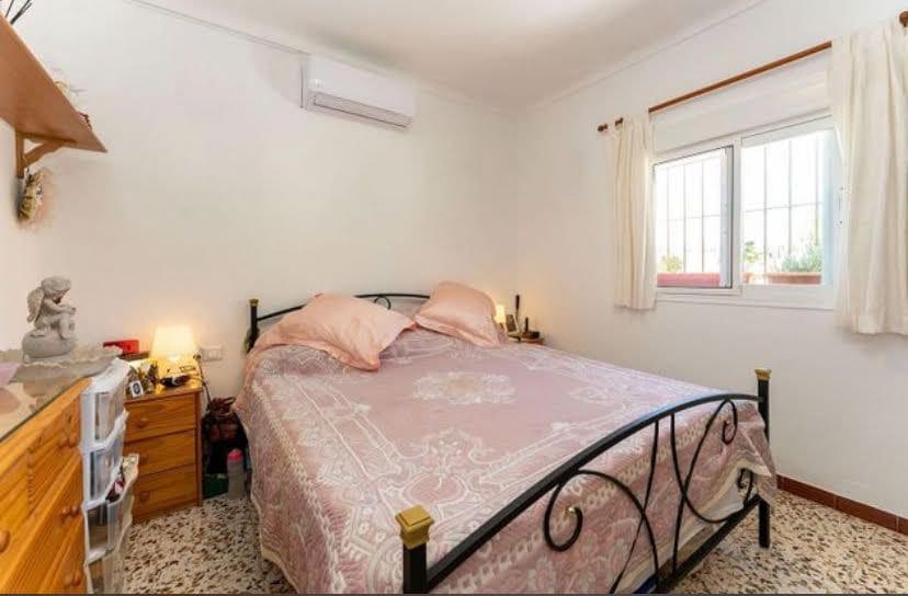 Villa til salg i Teba med swimmingpool garage - € 307.500 (Ref: 9036348)