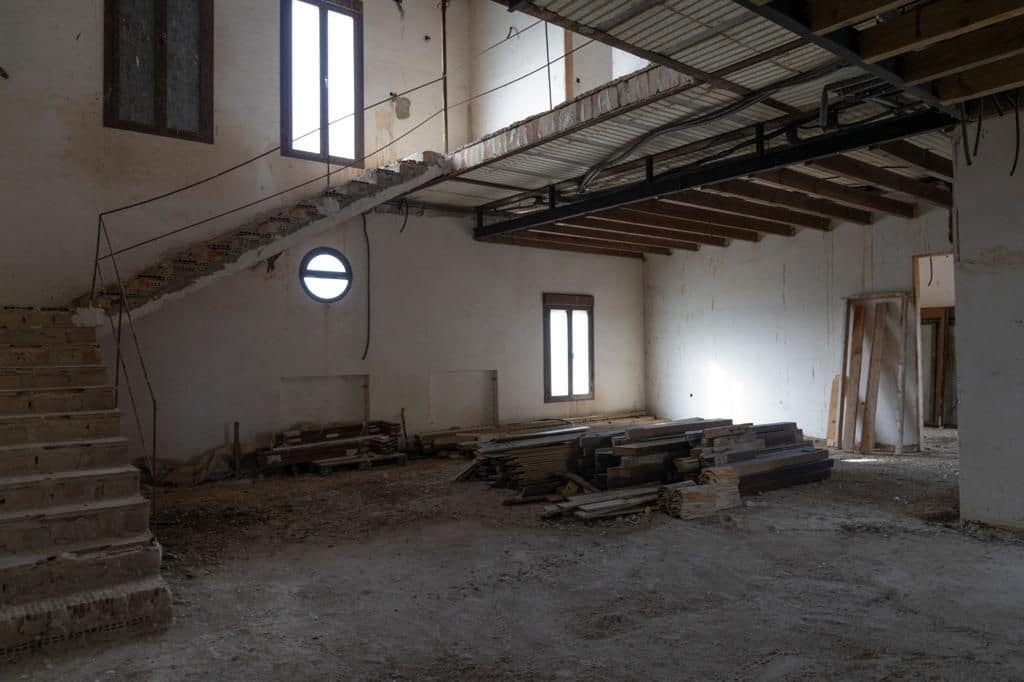 7 soveværelse Finca/Landehus til salg i Osuna med swimmingpool garage - € 2.000.000 (Ref: 9036350)