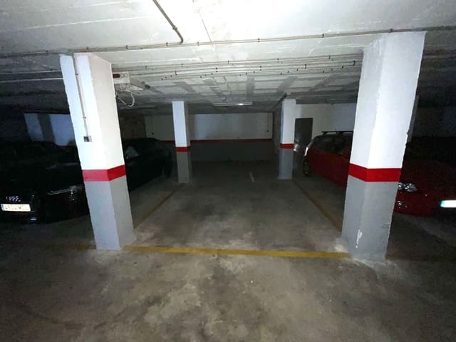 Garaż na sprzedaż w Antequera - 19 000 € (Ref: 9036353)