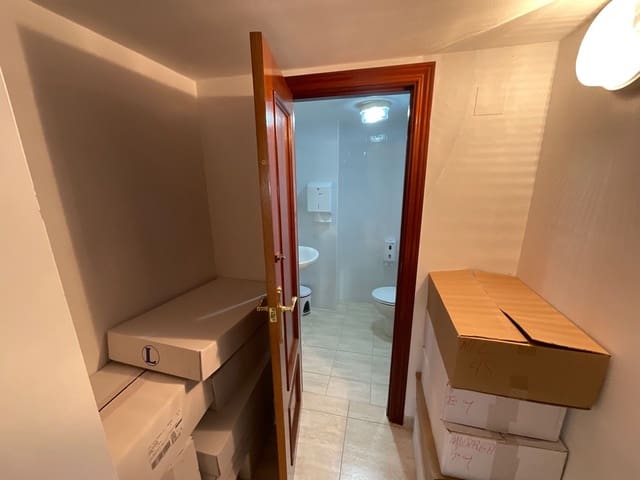 Erhverv til salg i Antequera - € 250.000 (Ref: 9036354)