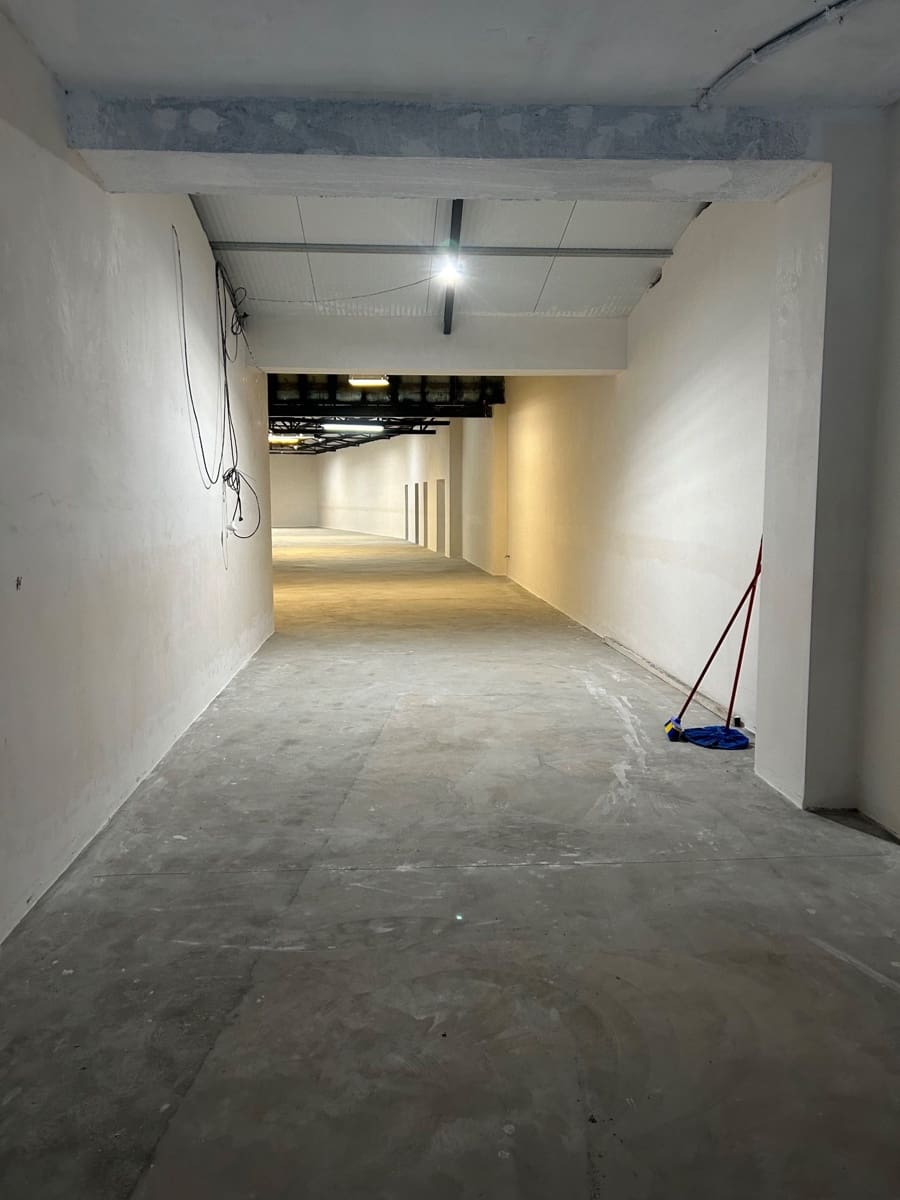 Commercial for rent in Antequera - € 4,800 (Ref: 9036355)