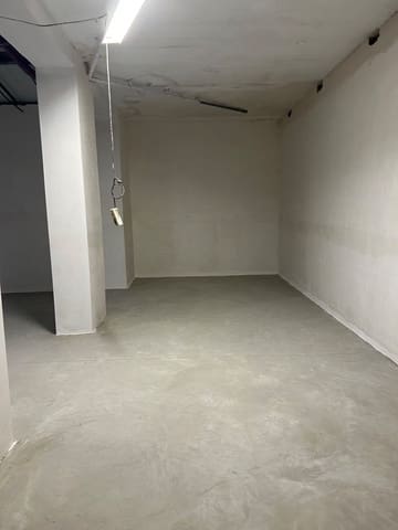 Erhverv til leje i Antequera - € 4.800 (Ref: 9036355)